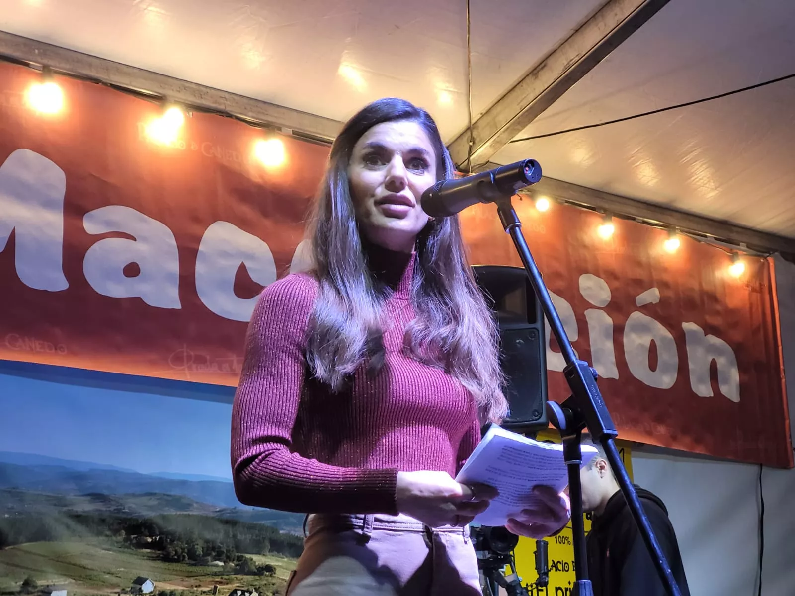 Lorena Baeza pregonera Fiesta Vino Nuevo de Prada A Tope