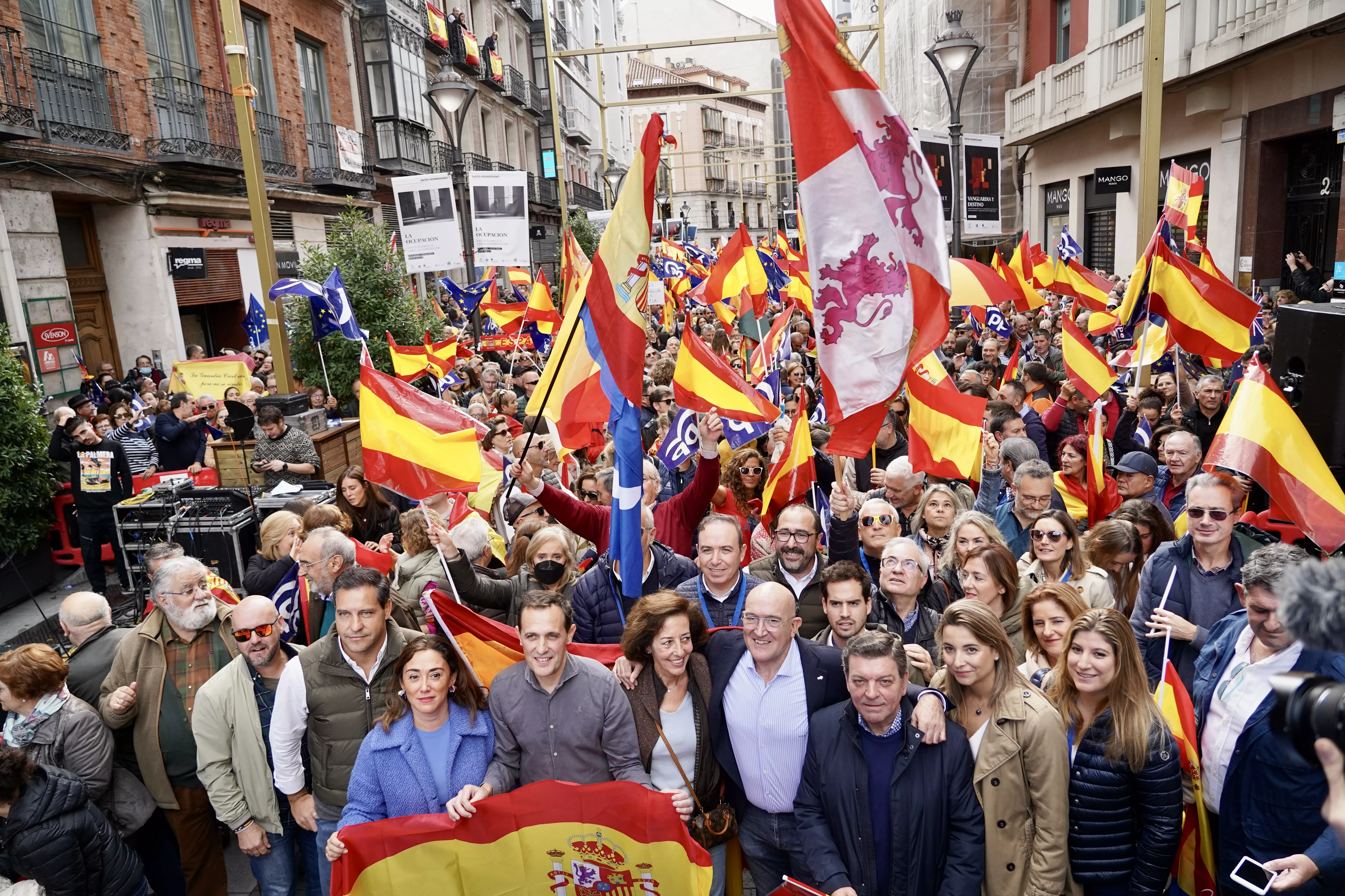 Concentración en contra de la amnistía en Valladolid