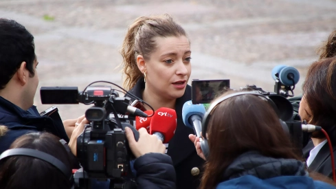  La presidenta del Partido Popular de León, Ester Muñoz, comparece antes los medios tras las concentraciones de este domingo