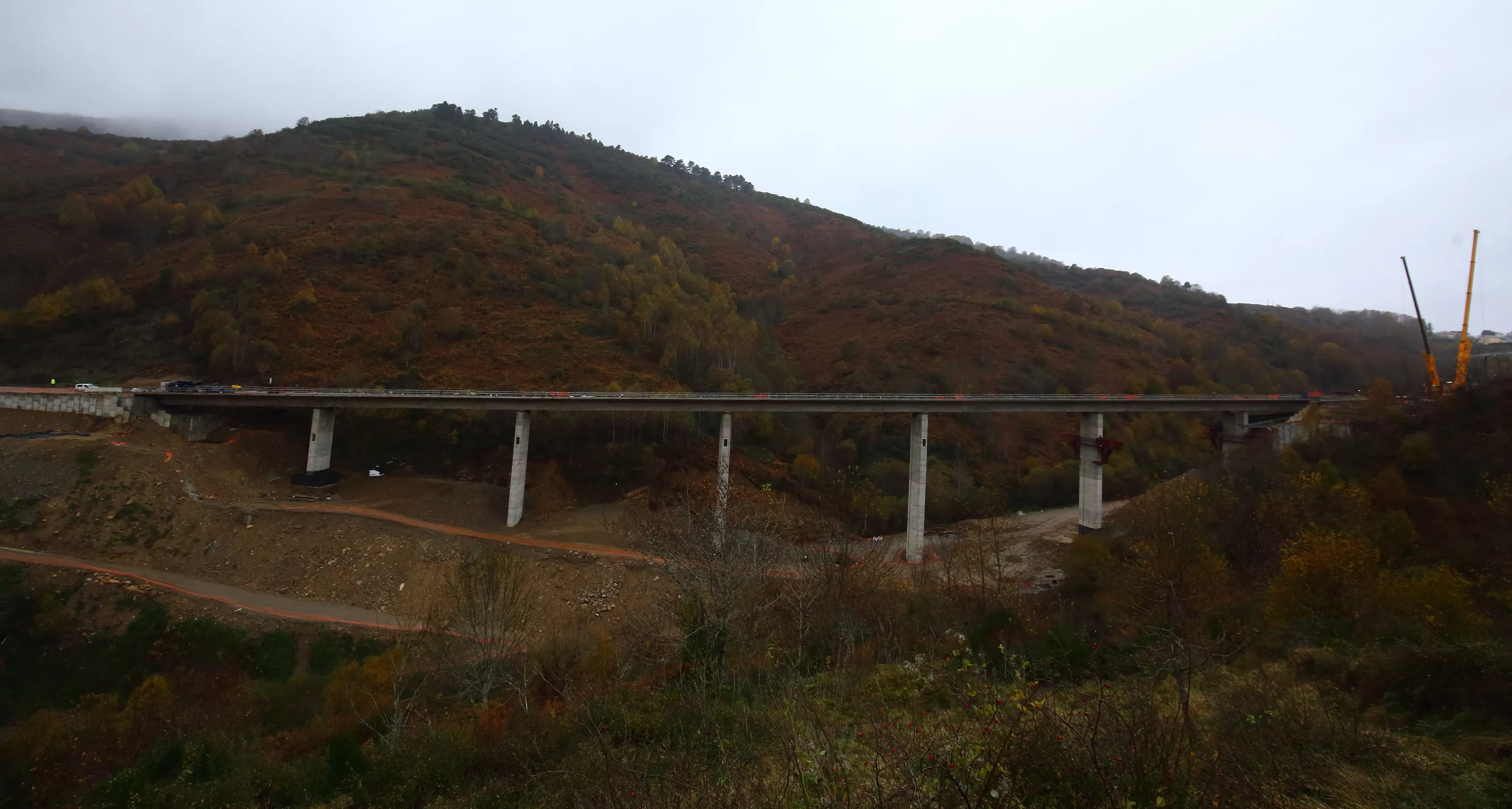 Así avanzan las obras de reconstrucción del viaducto O Castro de la autovía A6 en sentido Madrid | César Sánchez - ICAL