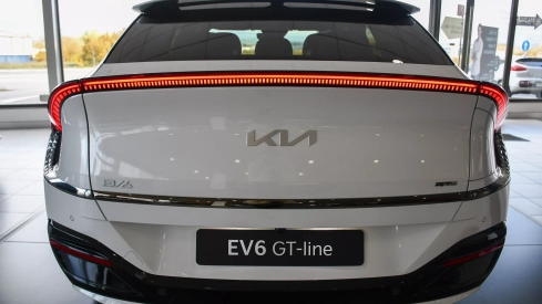 KIA EV6 Line RWD (Long Range) KIA EV6 Line RWD (Long Range)