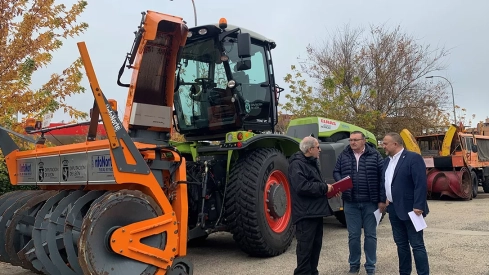 La Diputación de León dispone de medio centenar de vehículos y 40 trabajadores para hacer frente a la campaña de nevadas