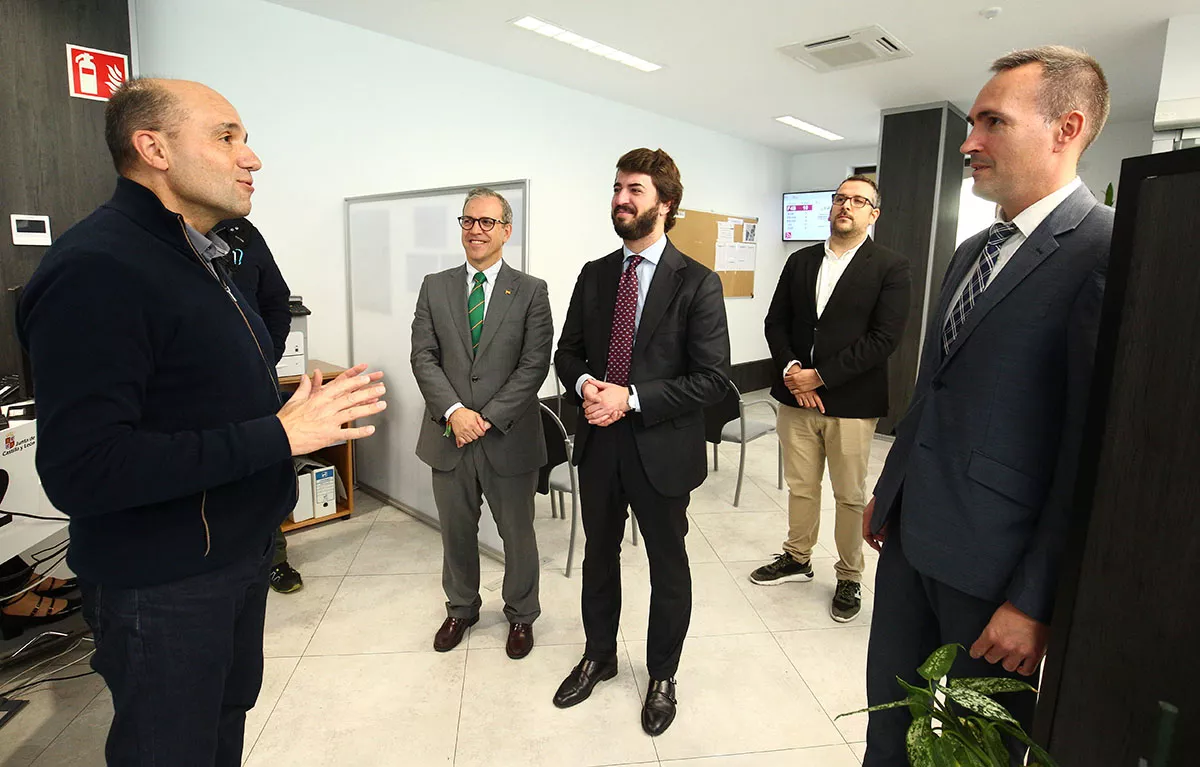 El vicepresidente visita la Oficina de Empleo de Ponferrada (5)