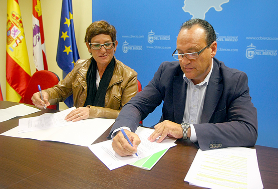 Firma del protocolo de colaboración (César Sánchez)