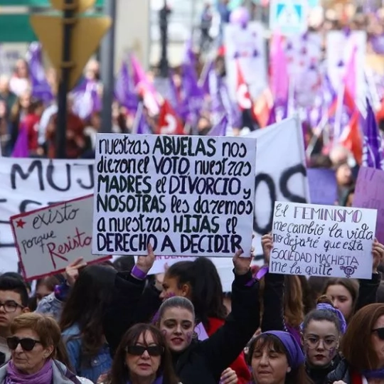 25N | Las causas de violencia de género en los Juzgados de Ponferrada se duplican en 2023 con 300 casos y 84 quebrantamientos de condena