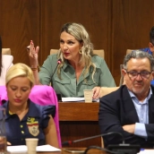 Pleno del Ayuntamiento de Ponferrada. En la foto, Patricia González de VOX