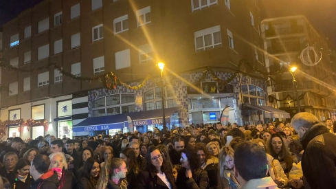 Fotos sorteo de 1000 € en el Black Friday del centro de Ponferrada