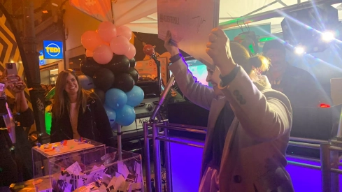 Fotos sorteo de 1000 € en el Black Friday del centro de Ponferrada