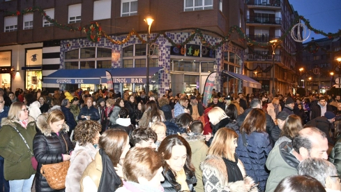Fotos sorteo de 1000 € en el Black Friday del centro de Ponferrada