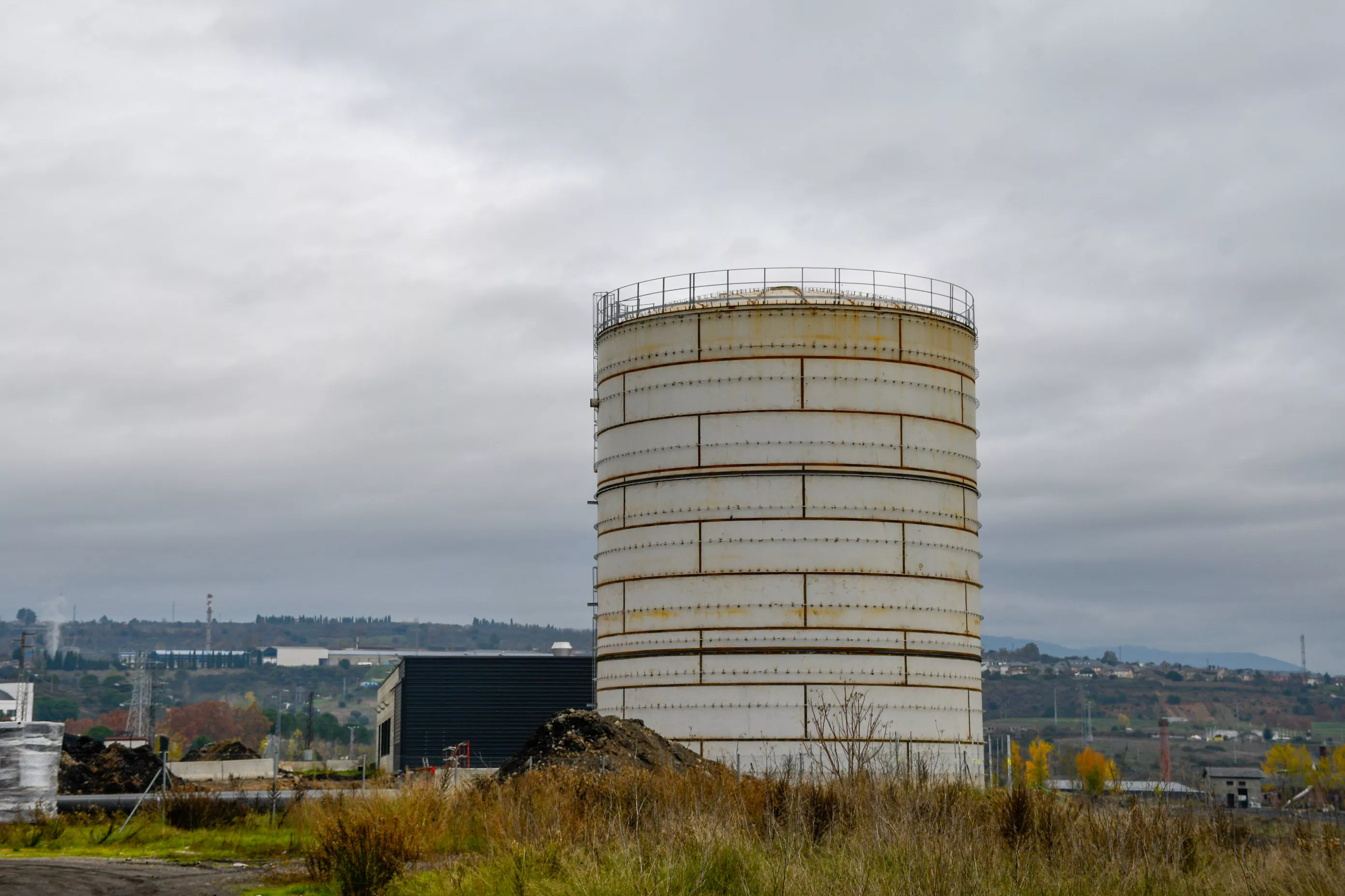 Nuevo silo acumulador de la Red de Calor de Ponferrada (4) Nuevo silo acumulador de la Red de Calor de Ponferrada (4)