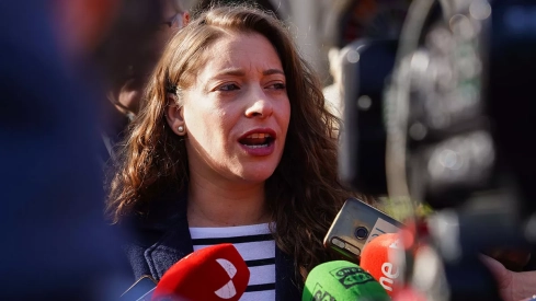 Ester Muñoz asume con “responsabilidad” la Vicesecretaría de Sanidad y Educación como “parte de la columna vertebral del Estado”