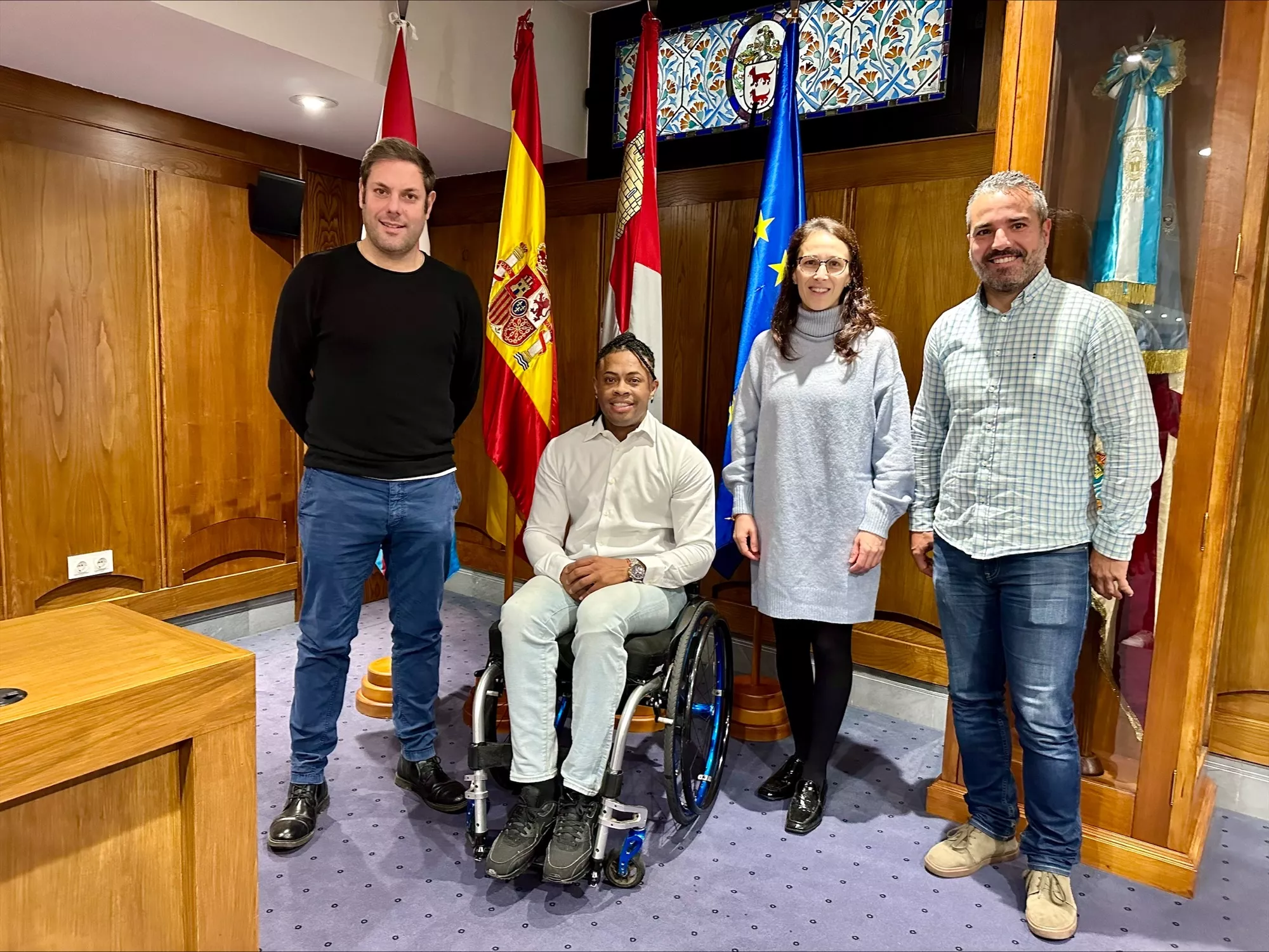 El ponferradino Wilson Do Rosario recibe el reconocimiento del Ayuntamiento (2) El ponferradino Wilson Do Rosario recibe el reconocimiento del Ayuntamiento (2)