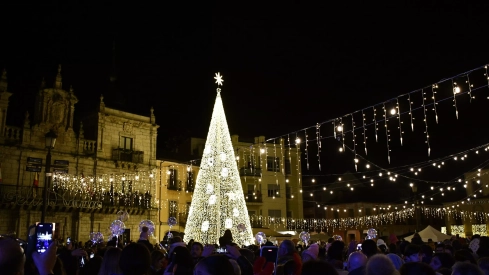 Encendido de las luces de Navidad de Ponferrada Encendido de las luces de Navidad de Ponferrada
