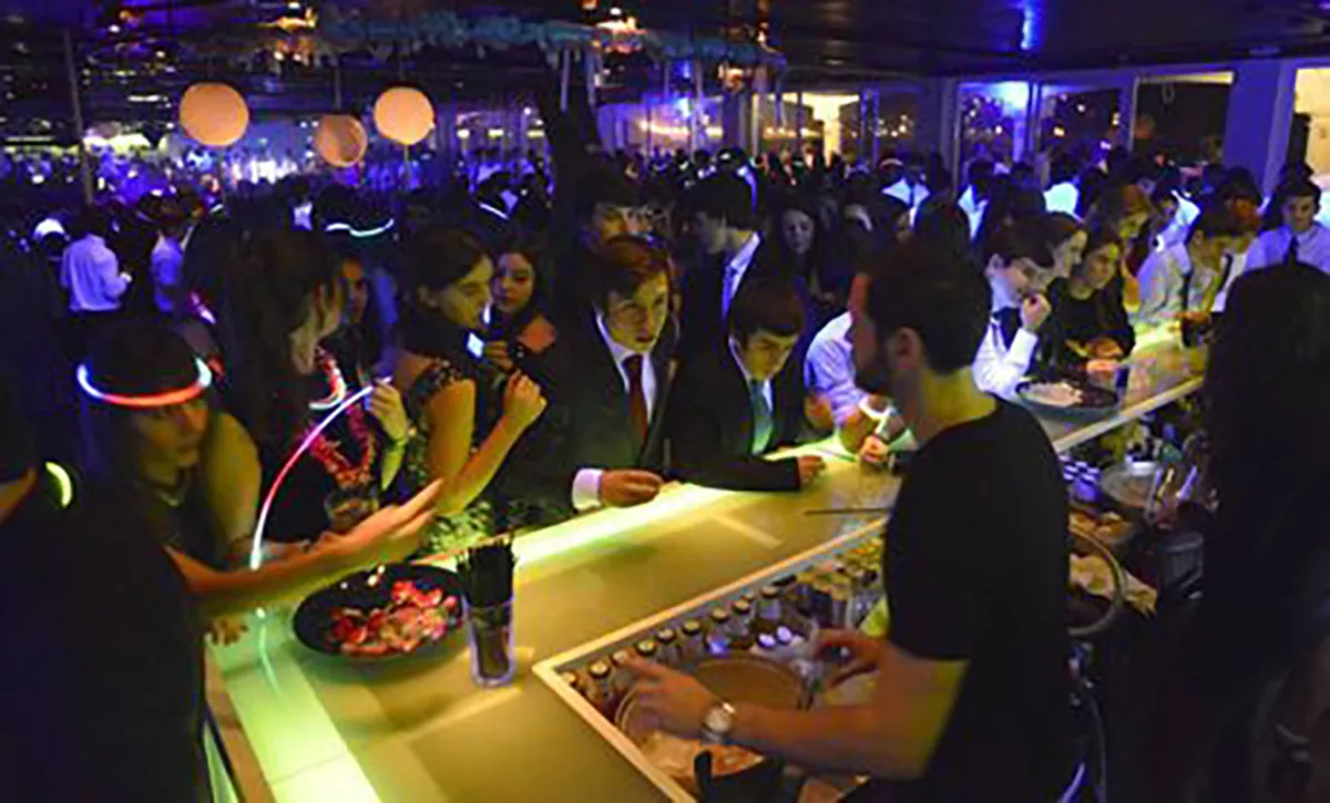 Imagen de un cotillón Imagen de un cotillón