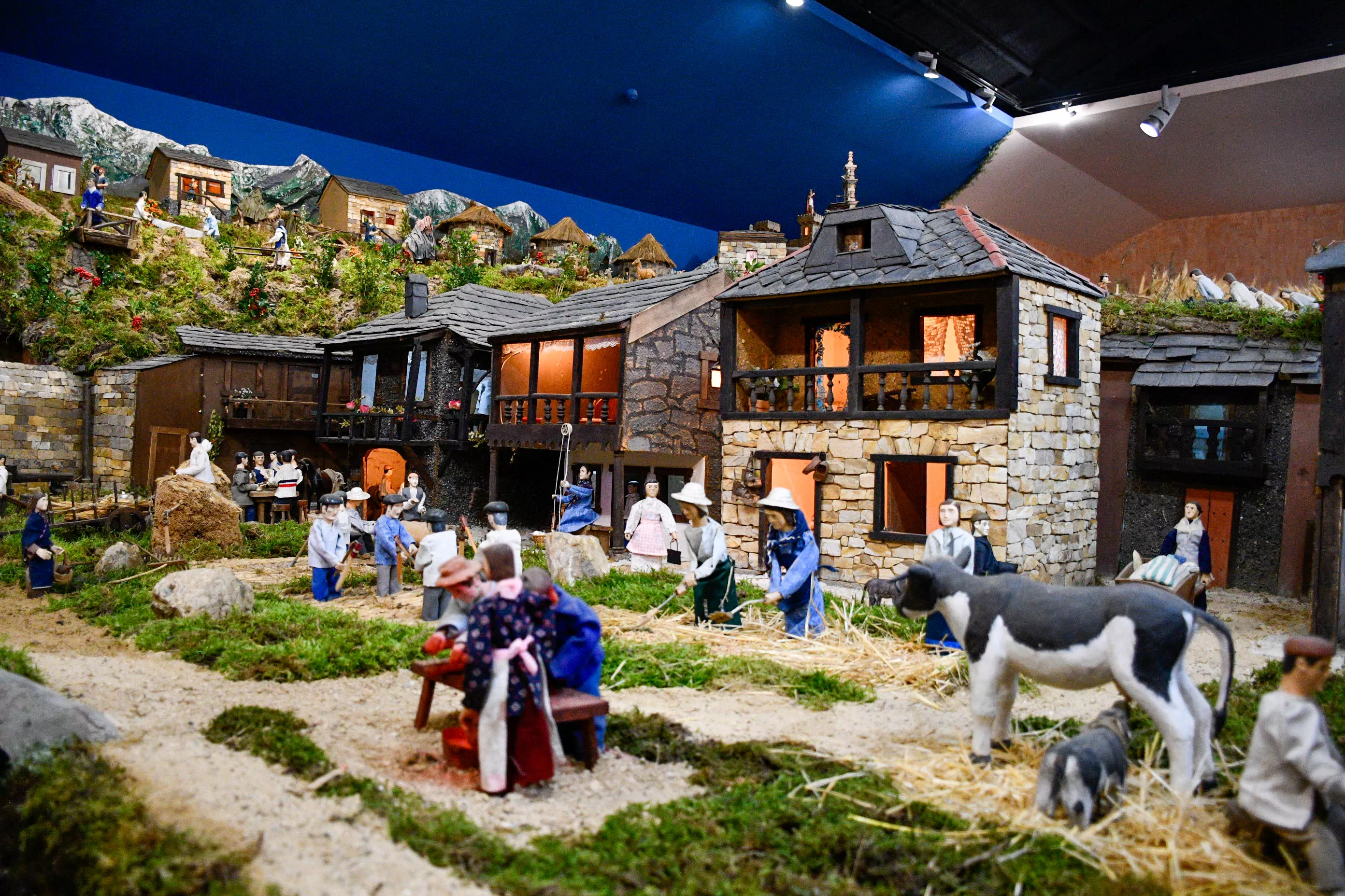 Inauguración del Belén artesano de Folgoso de la Ribera