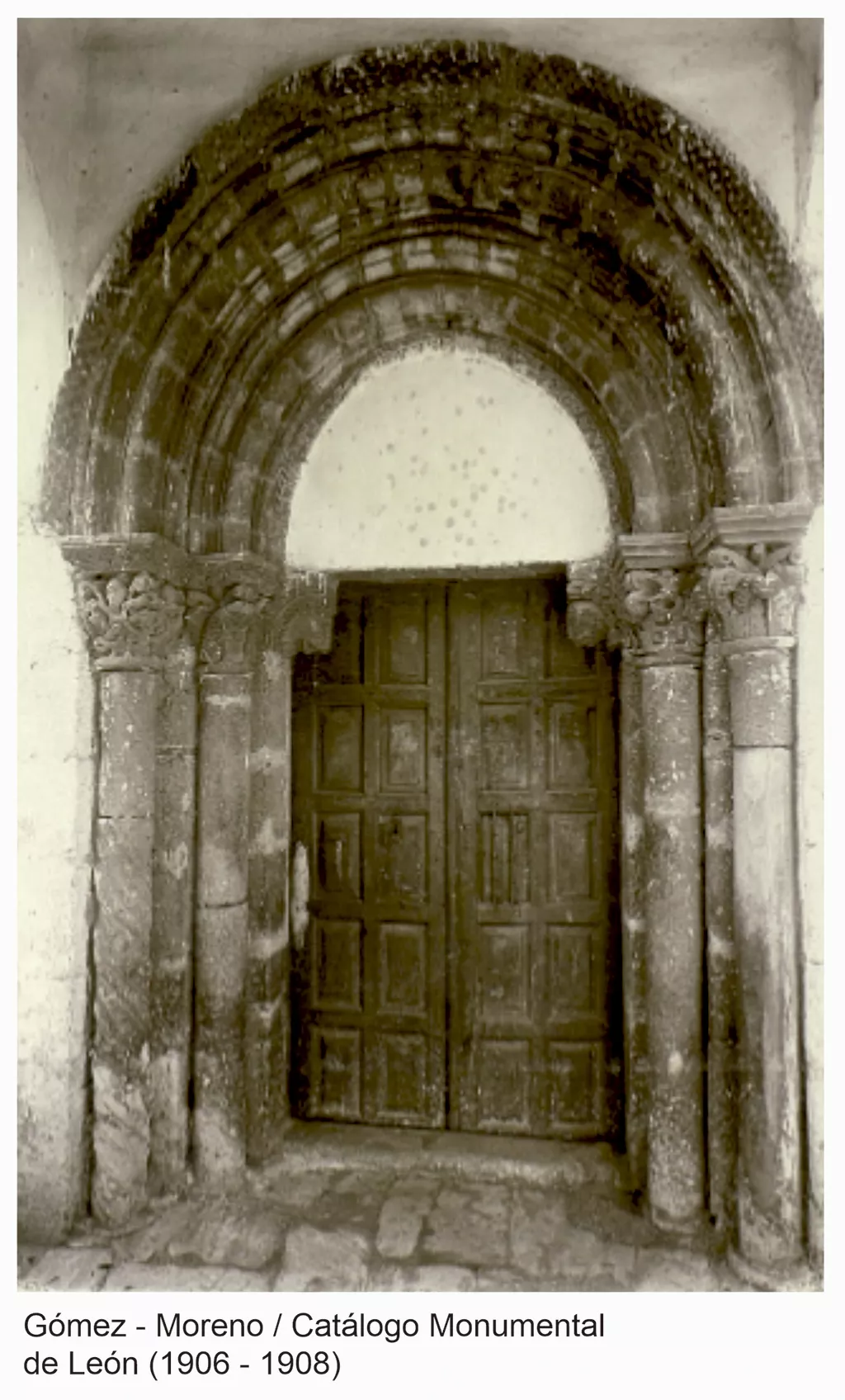 Iglesia San Esteban de Corullón