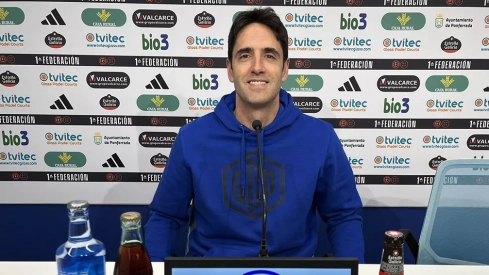 Íñigo Vélez: «El trabajo de los jugadores que creen es para estar orgulloso» Íñigo Vélez: «El trabajo de los jugadores que creen es para estar orgulloso»