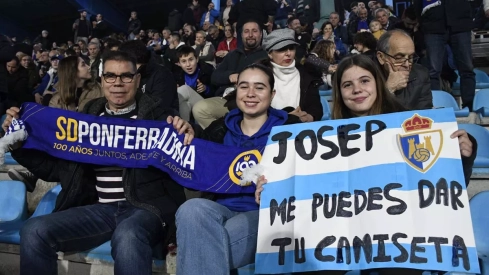 Álbum de fotos del Ponferradina - Cornellà, el último del año en El Toralín