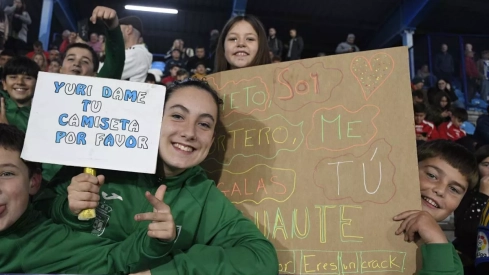 Álbum de fotos del Ponferradina - Cornellà, el último del año en El Toralín