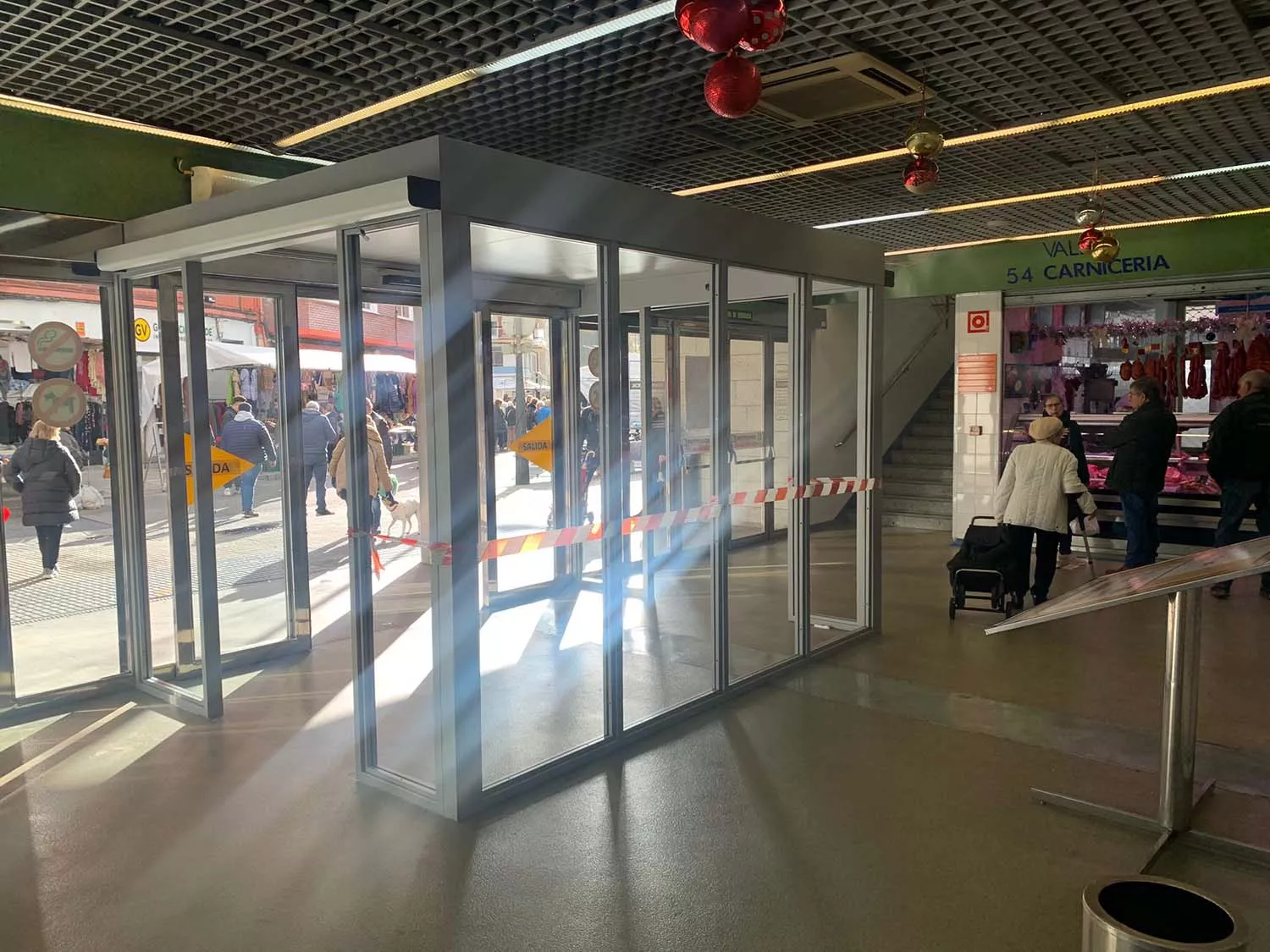 Cortavientos del Mercado de Abastos de Ponferrada. Cortavientos del Mercado de Abastos de Ponferrada.