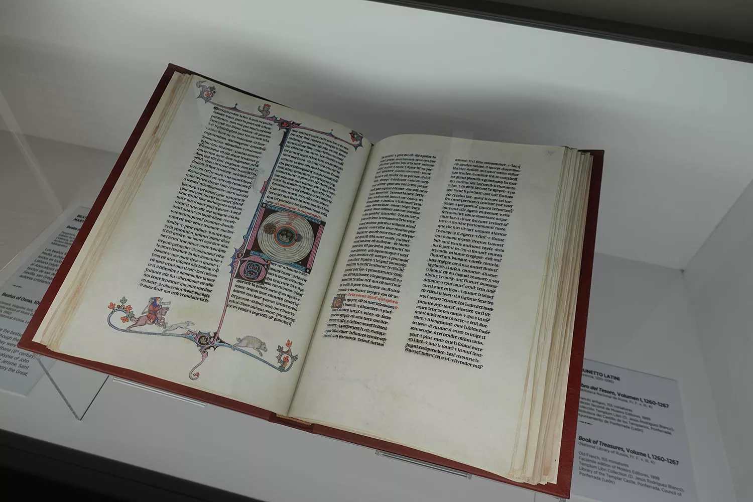 Libros para esta Navidad de la biblioterca del Castillo de los Templarios de Ponferrada 