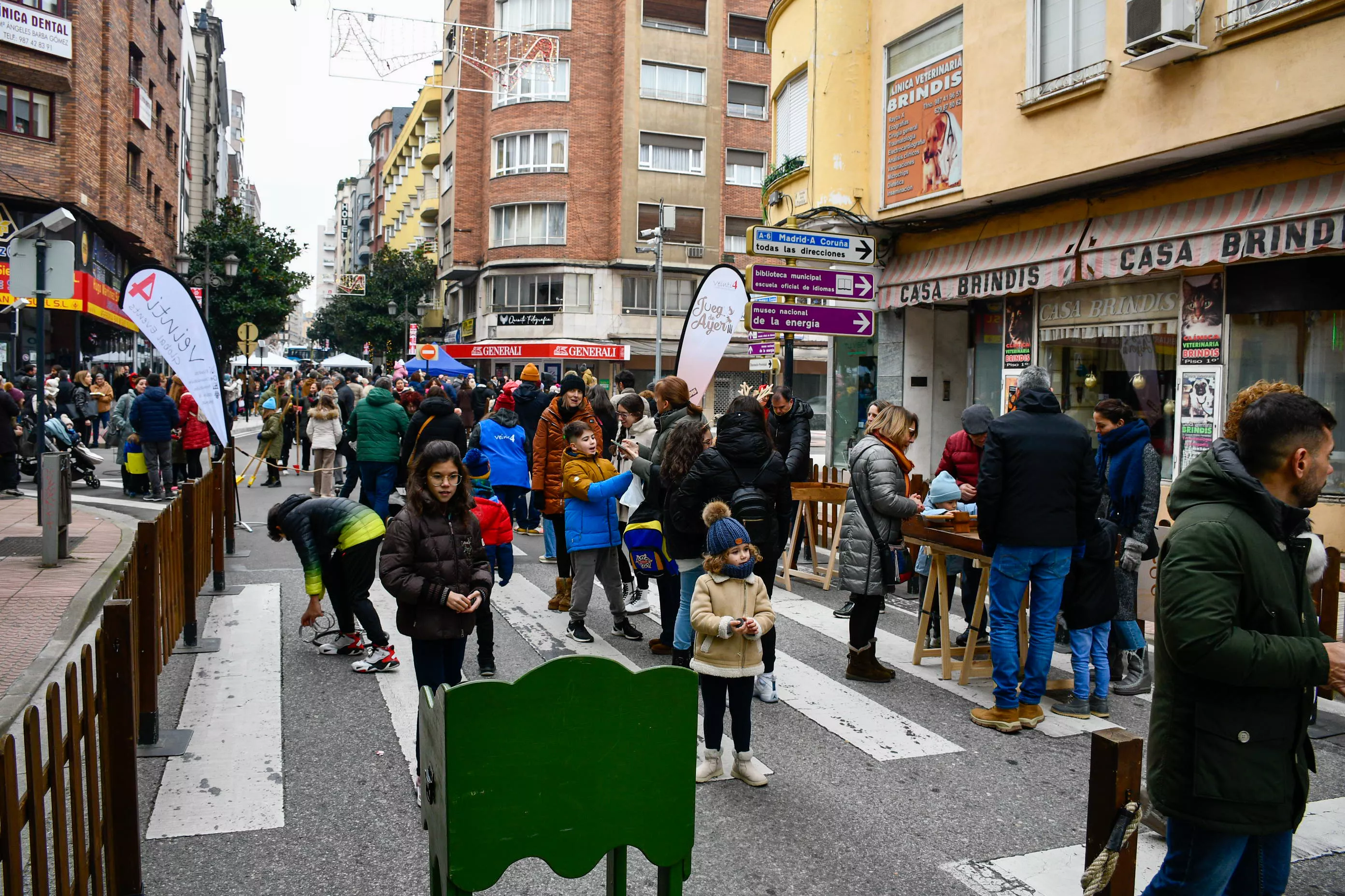Fiesta de la Navidad en la Avenida de La Puebla Fiesta de la Navidad en la Avenida de La Puebla