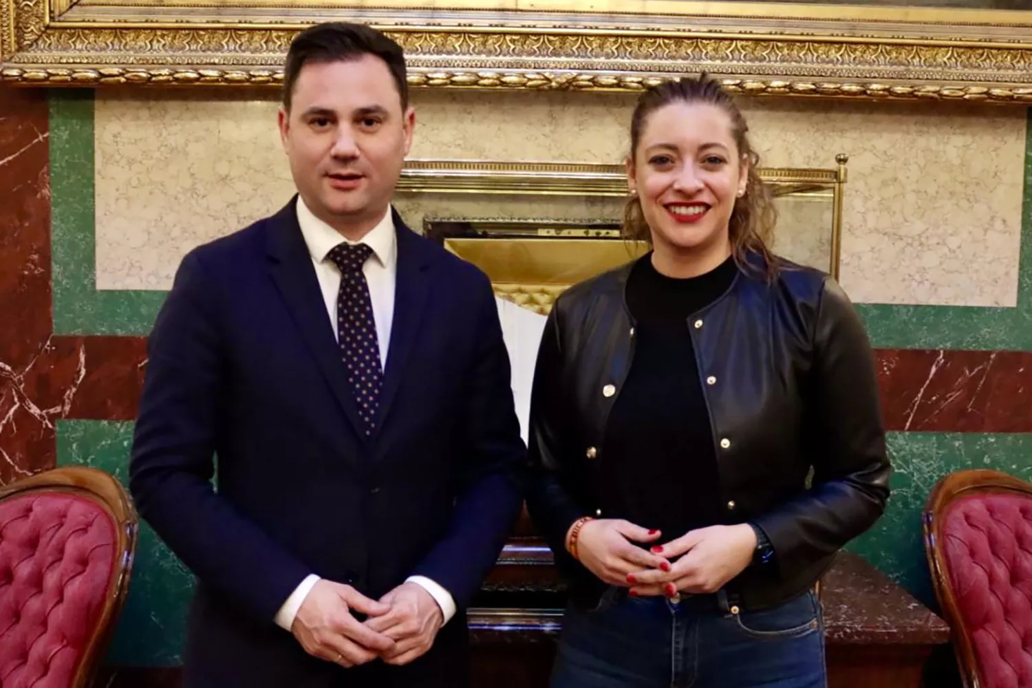 La presidenta provincial del Partido Popular de León, Ester Muñoz, y el secretario general del Partido Socialista, Javier Alfonso Cendón, La presidenta provincial del Partido Popular de León, Ester Muñoz, y el secretario general del Partido Socialista, Javier Alfonso Cendón,