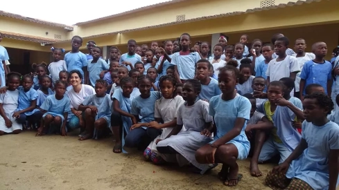  ‘Cooperación Bierzo Sur’: La ONG creada por una enfermera berciana que ayuda cada año a la población de Santo Tomé y Príncipe | César Sánchez / ICAL