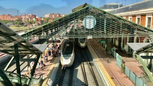 Estación de tren Campo Grande Valladolid | Suspendida la circulación ferroviaria entre Madrid y Valladolid debido a un incendio en la infraestructura