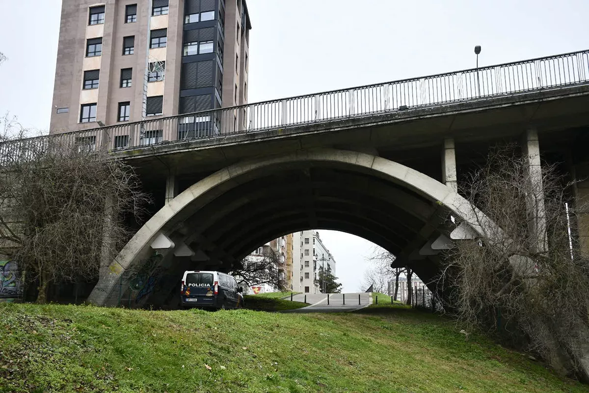 Dispositivo de búsqueda de la menor desaparecida en Ponferrada (4) Dispositivo de búsqueda de la menor desaparecida en Ponferrada (4)