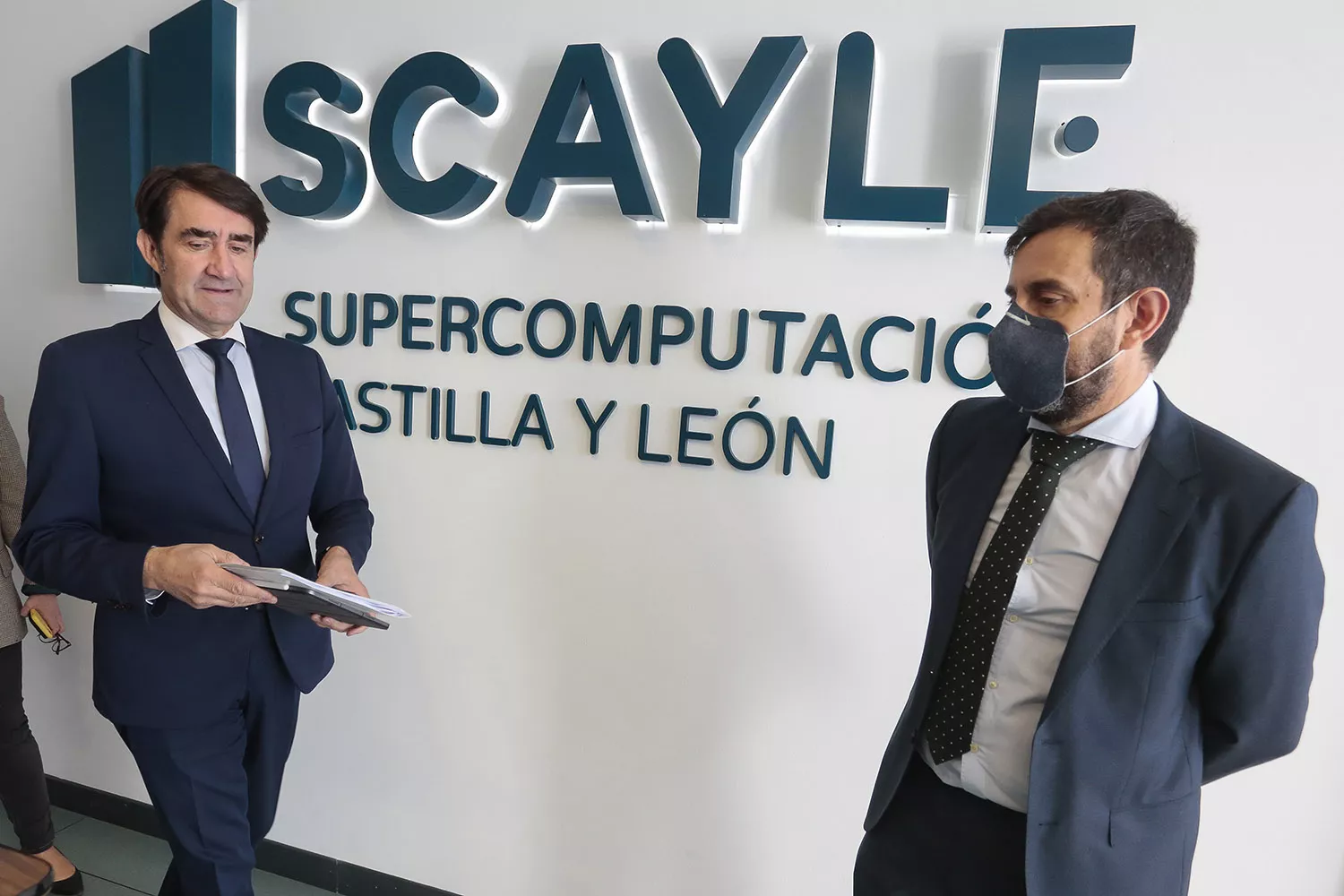 Centro de Supercomputación 1 Centro de Supercomputación 1