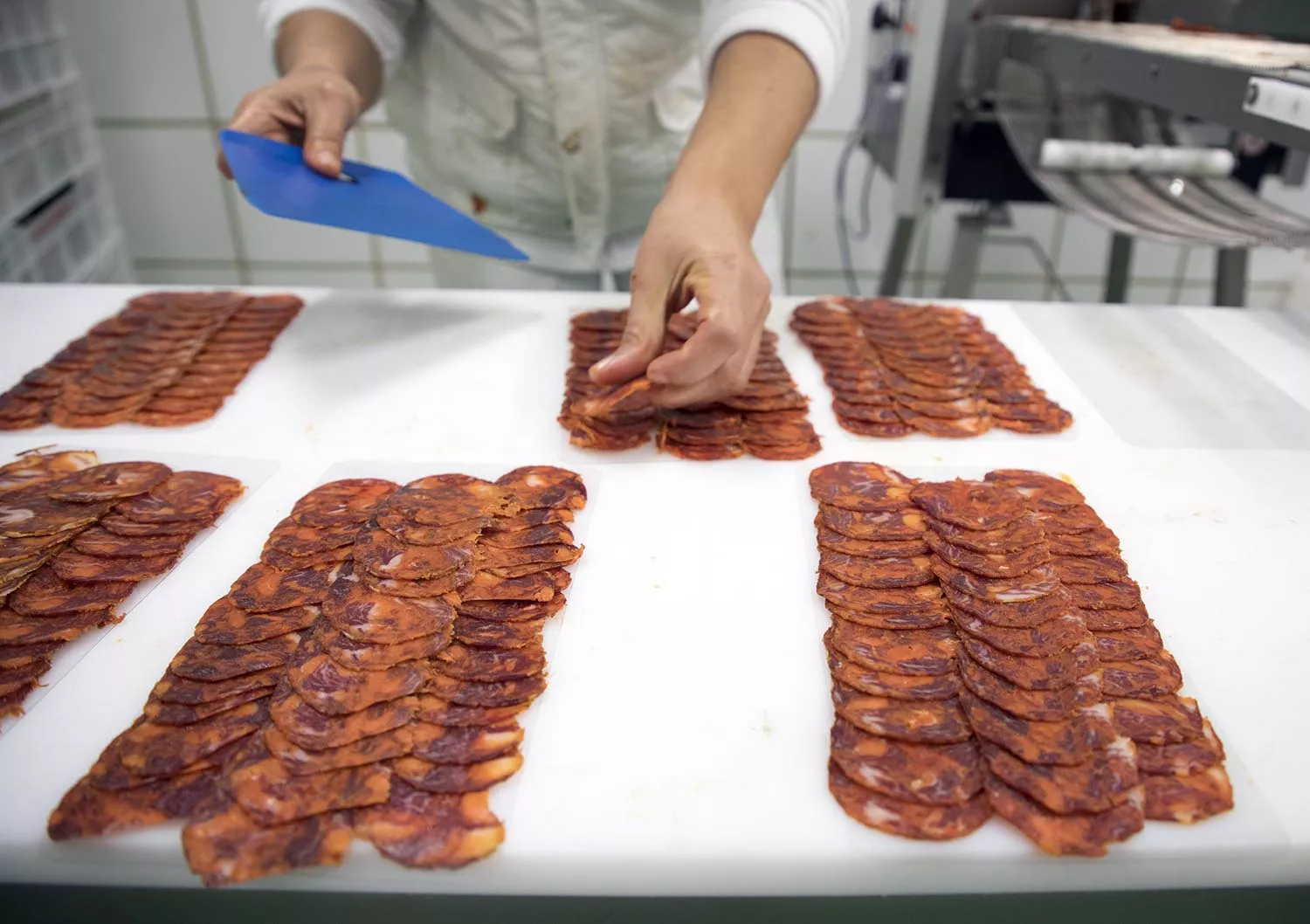 Correos ofrece descuentos para enviar embutido y salazón de El Bierzo, Laciana y Astorga