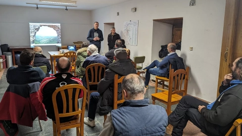 El Anillo Verde de Ponferrada dio a conocer su labor ambiental a través una charla y una ruta