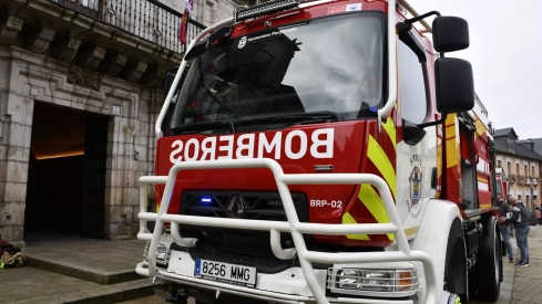 Nuevo camión de bomberos (3)