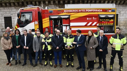 Nuevo camión de bomberos (9)