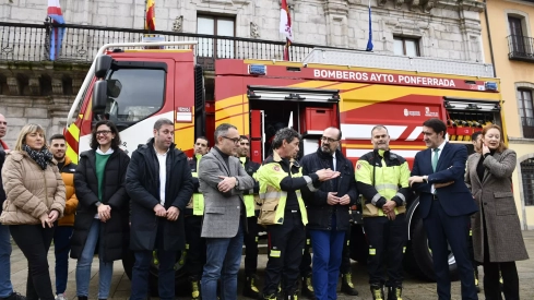 Nuevo camión de bomberos (11)