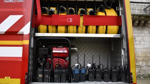 Nuevo camión de bomberos (15)