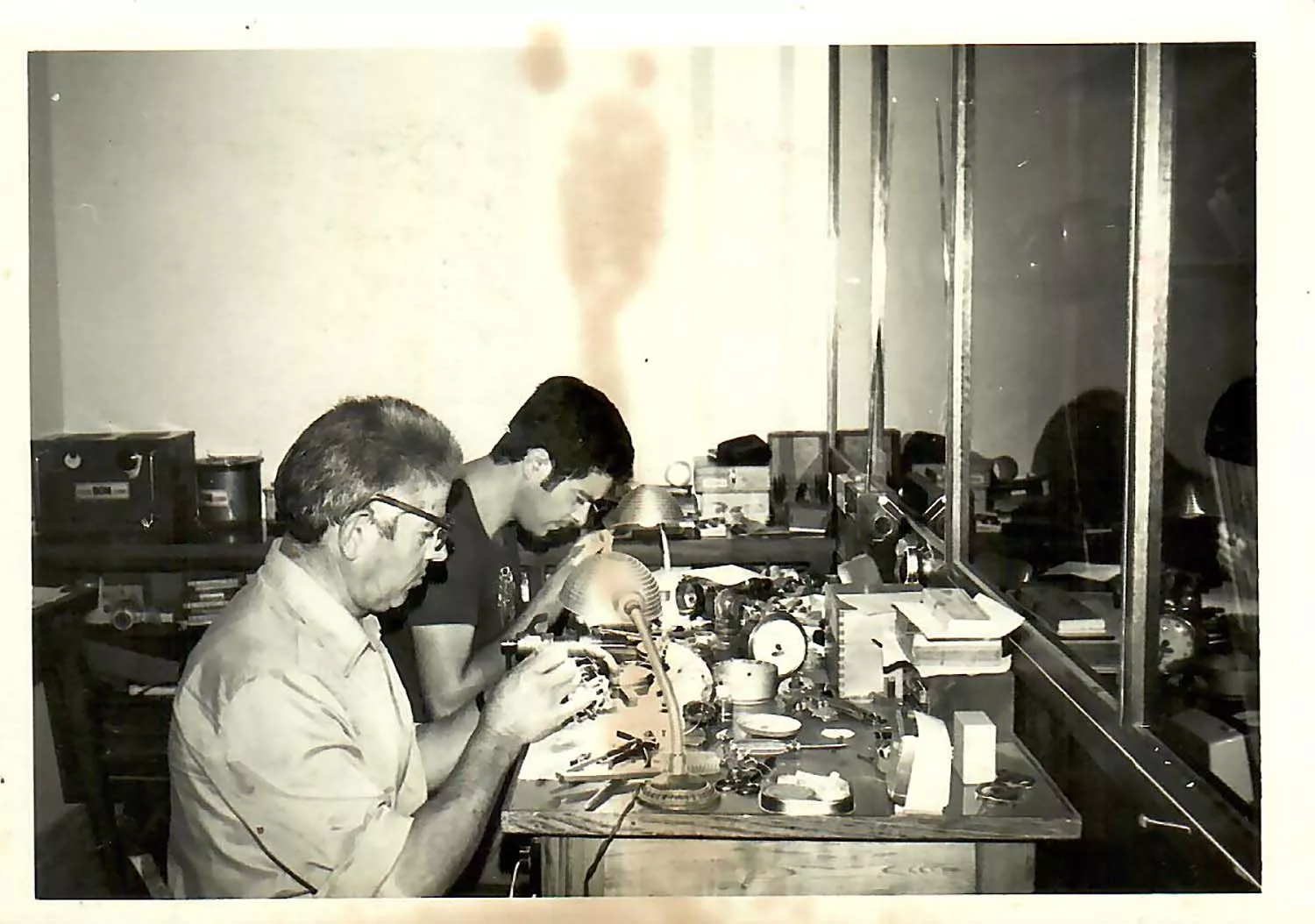 El último tictac Relojería Gundín echa el cierre después de 108 años de historia en Bembibre 3 El último tictac Relojería Gundín echa el cierre después de 108 años de historia en Bembibre 3