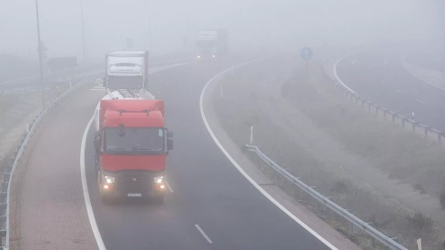 Niebla en las carreteras
