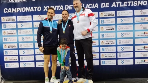 El berciano Alfredo Quintana brilla en el Autonómico Máster Gallego de Atletismo