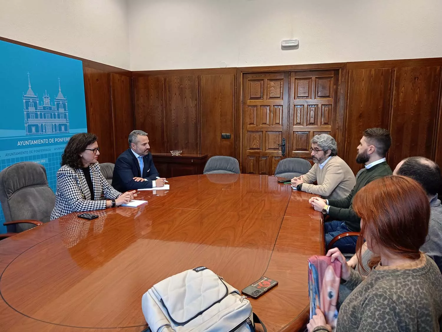 Reunión entre el Ayuntamiento de Ponferrada y Teleperformance