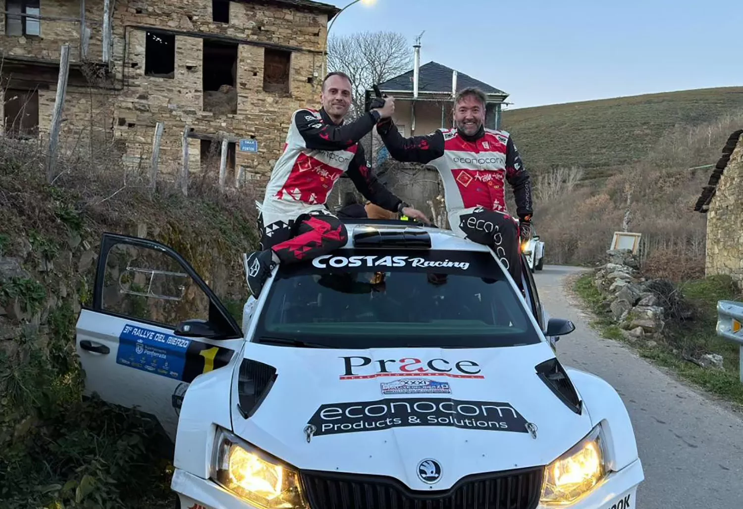 Luis Vilariño y David Míguez se hacen con el Rallye del Bierzo.