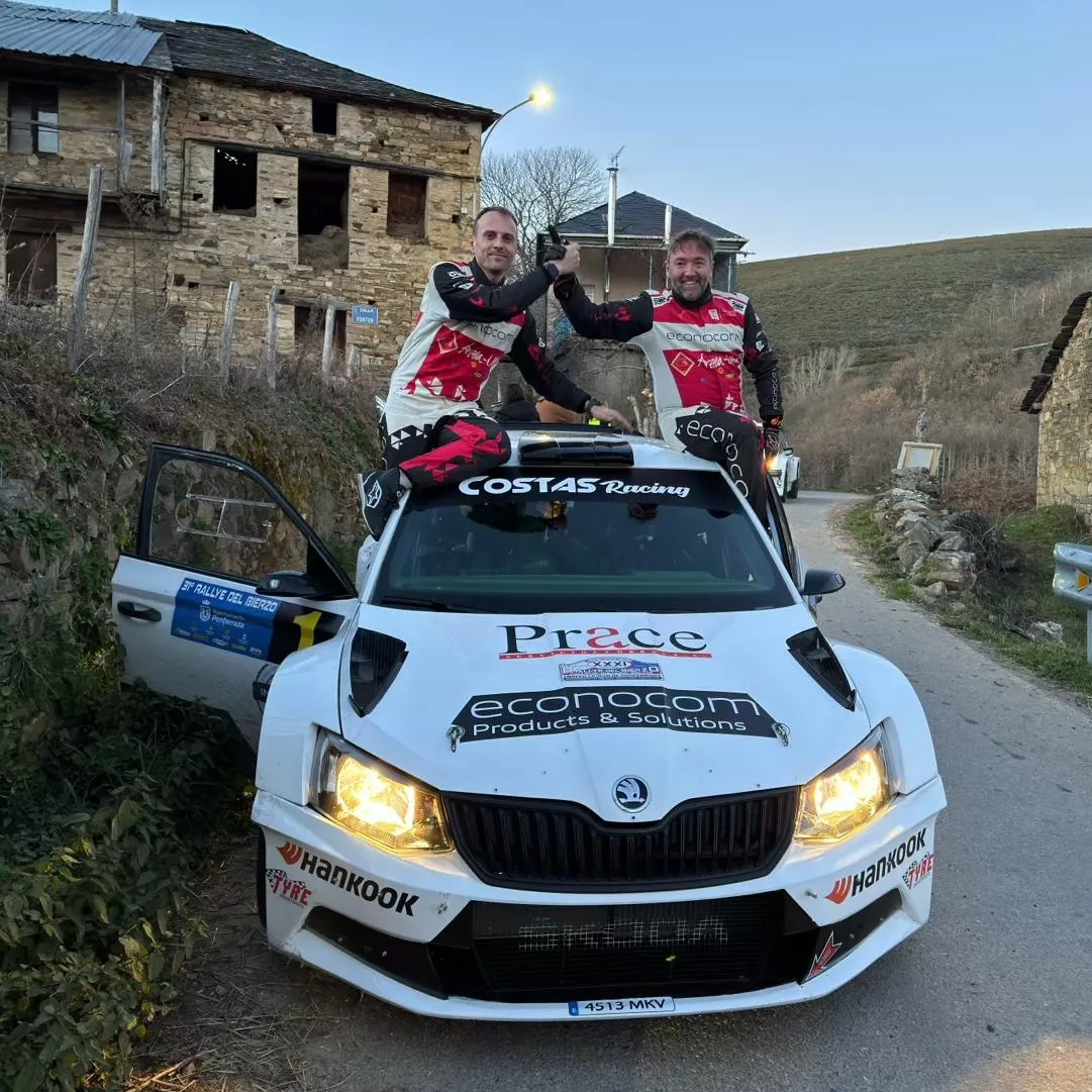 Luis Vilariño y David Míguez se hacen con el Rallye del Bierzo Luis Vilariño y David Míguez se hacen con el Rallye del Bierzo
