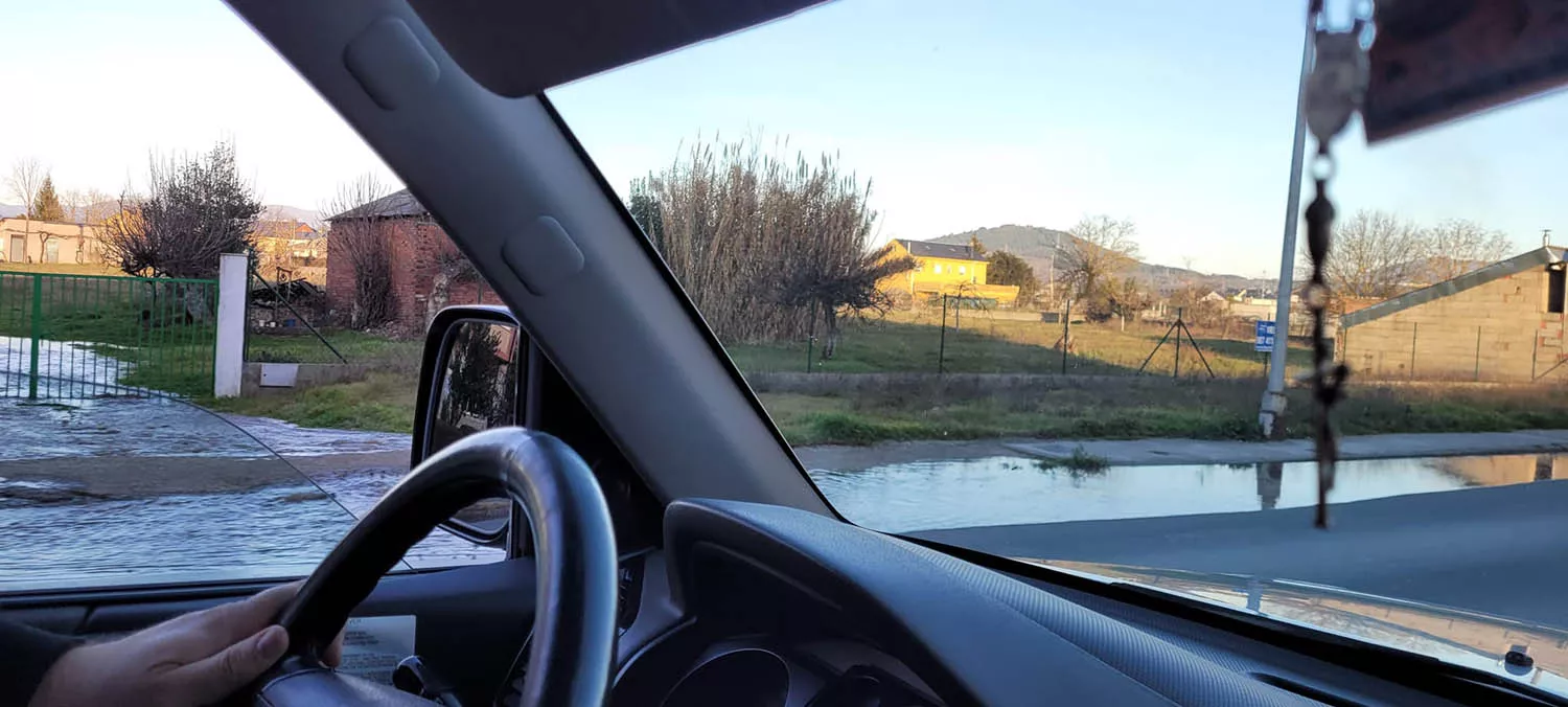 El tercer reventón de una tubería en Fuentesnuevas deja a 3.000 vecinos sin agua 