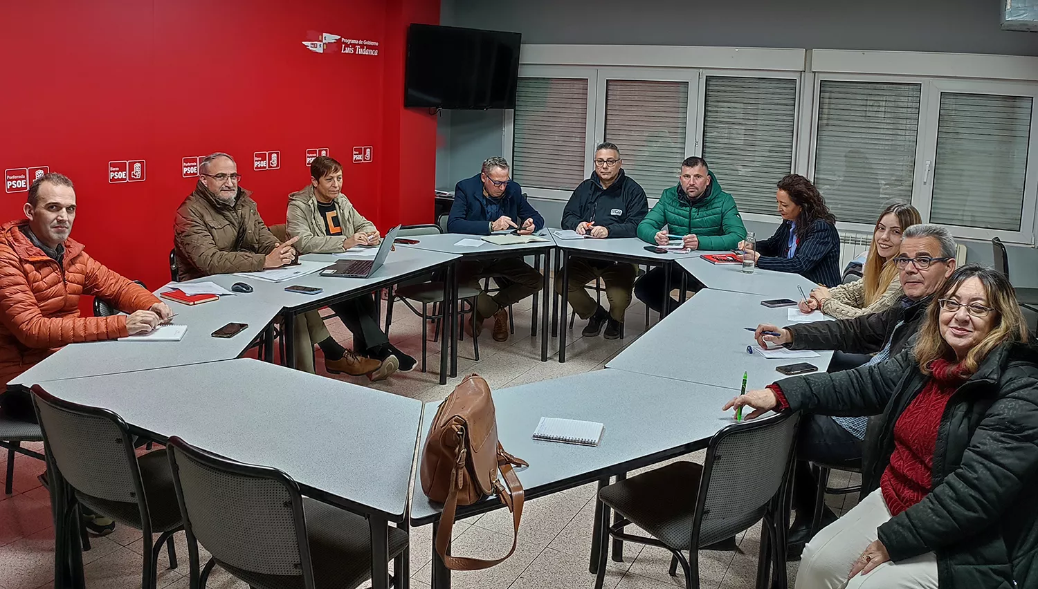 El PSOE de Ponferrada considera que el apartadero ferroviario de La Placa es "una cortina de humo"