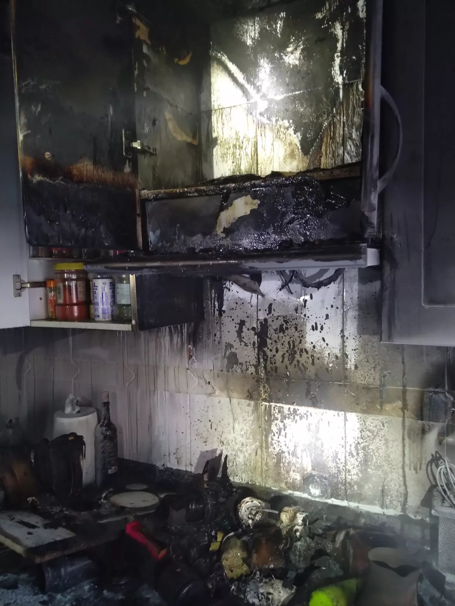 Trasladada al Hospital del Bierzo tras un incendio en la cocina de una ...
