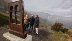 El Ayuntamiento de Ponferrada asegura que el mirador de Peñalba, donde se ha colocado una escultura, es de titularidad privada El Ayuntamiento de Ponferrada asegura que el mirador de Peñalba, donde se ha colocado una escultura, es de titularidad privada