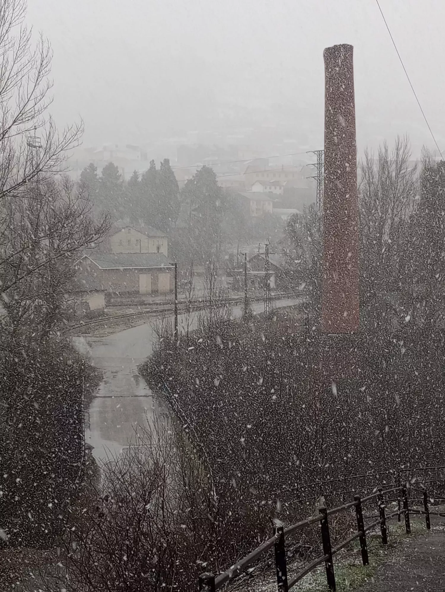 Imagen de la nieve Villablino este sábado