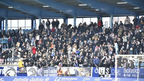 Álbum de fotos del partido entre la Ponferradina y el Unionistas