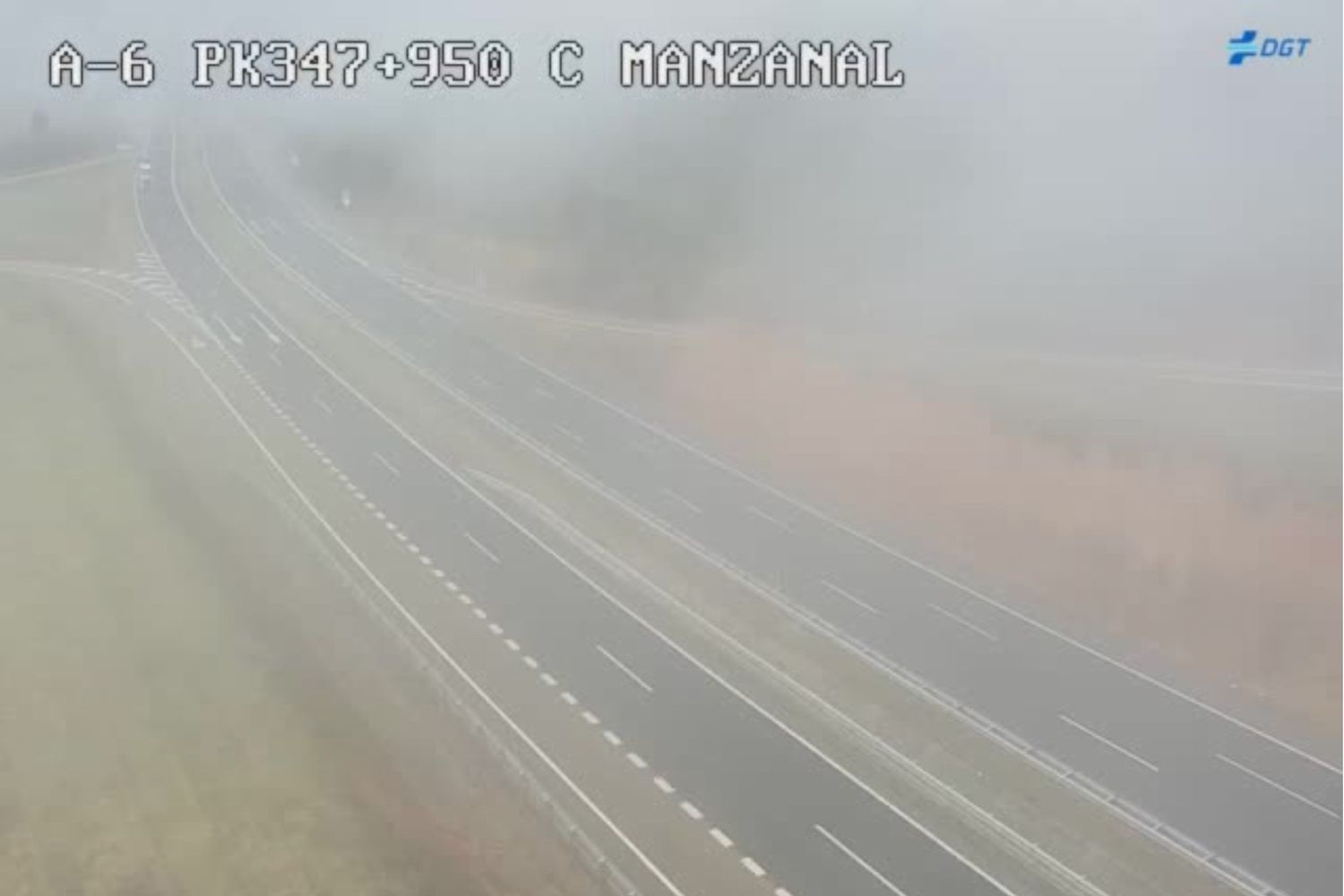 Niebla en la A6 a la altura de Manzanal del Puerto Niebla en la A6 a la altura de Manzanal del Puerto